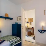 Laura - Dol281 By Interhome *